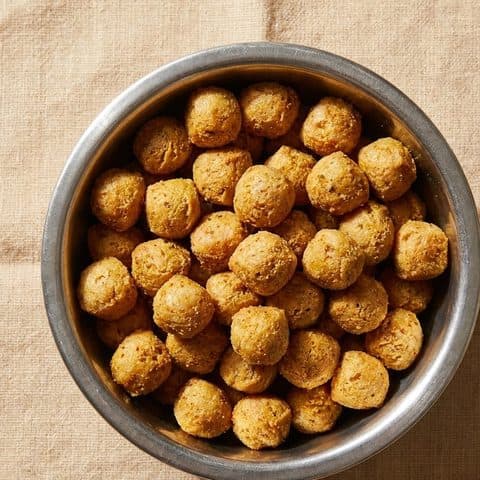 Soya chunks: about 48 g gives 25 g of protein